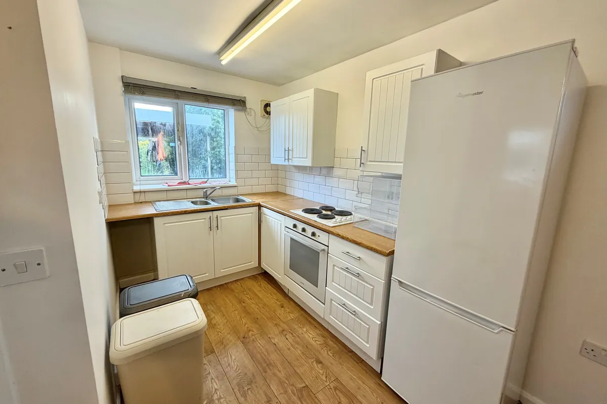 Room Cantrell Road in Nottingham
