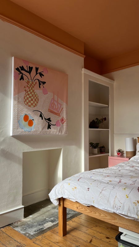 Room Harvey Road in Greater London