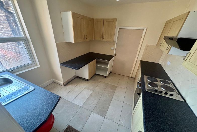 Flat Claremont Road in Seaford