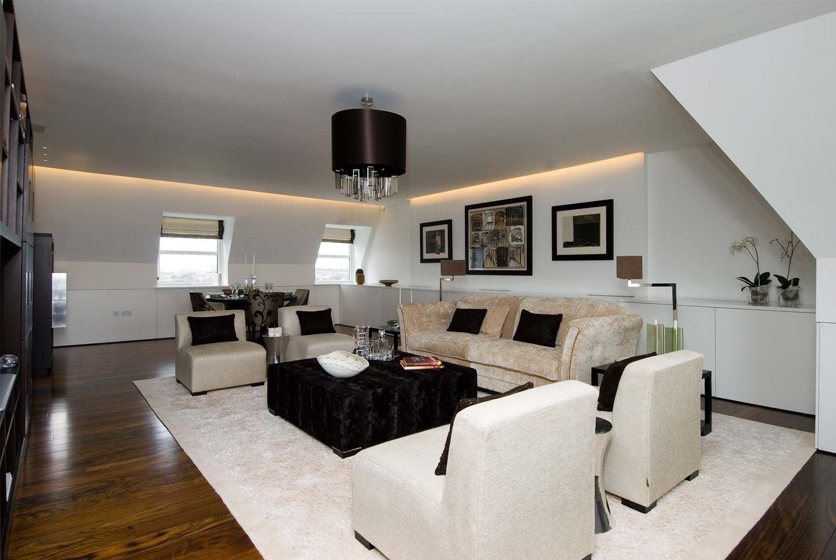Flat Boydell Court in Greater London
