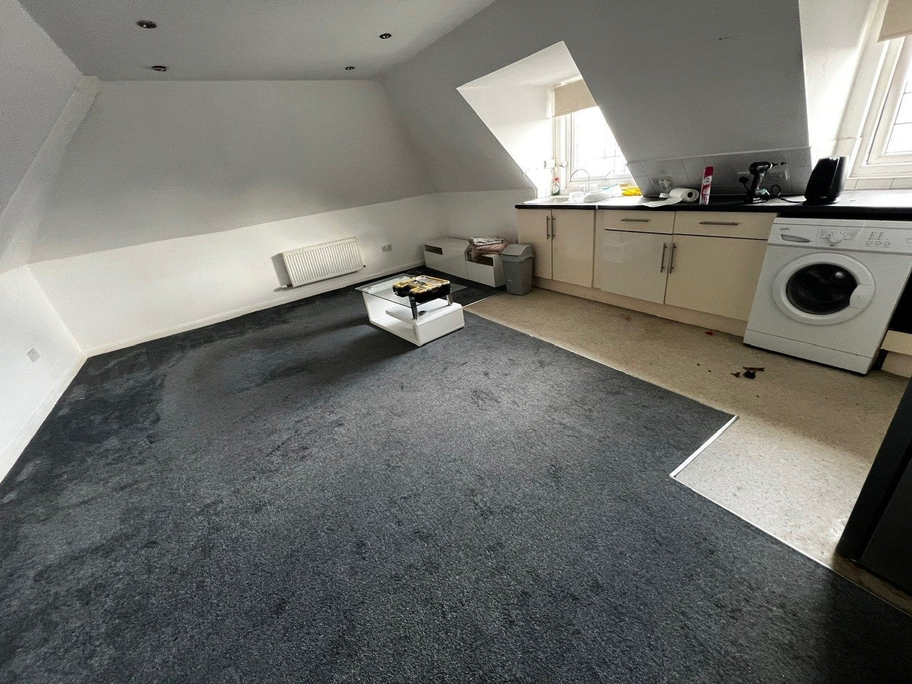 Flat Denham Drive in Greater London