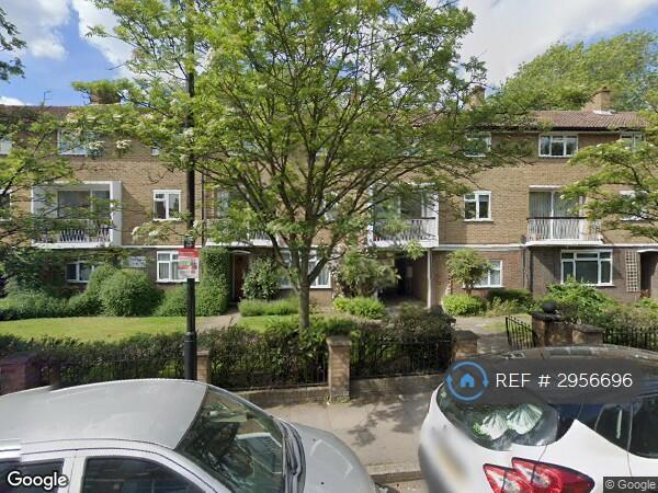Flat Fortis Green in Greater London
