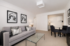 Flat Fulham Road in Greater London