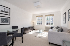 Flat Fulham Road in Greater London
