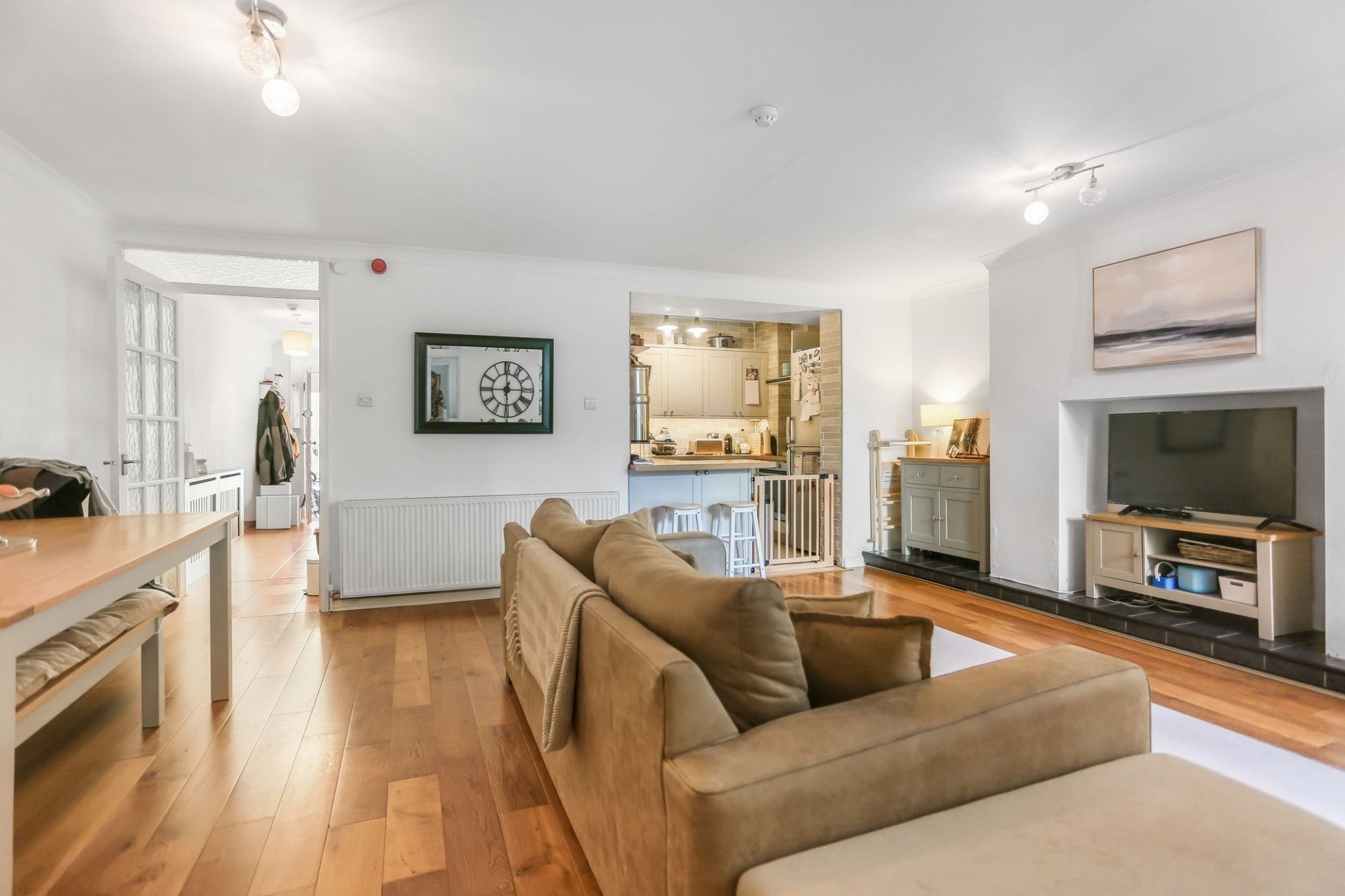 Flat Brunswick Mews in Hove