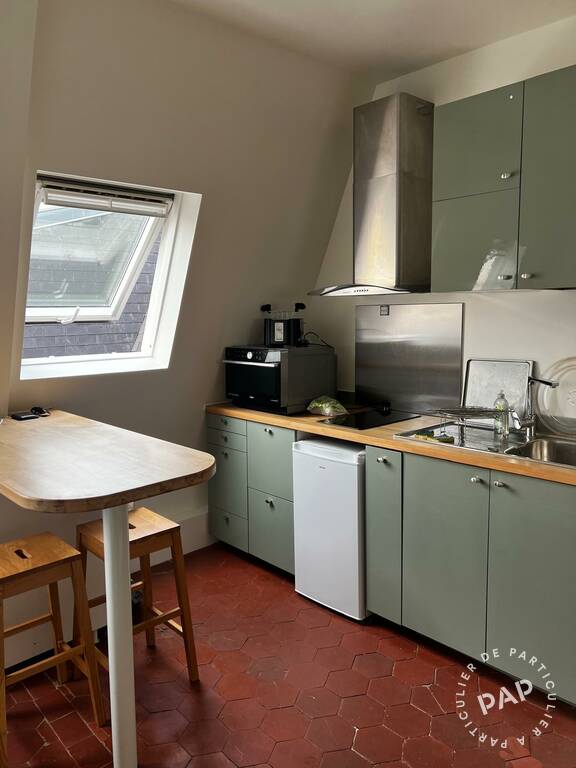 Flat Cour de Rome in Paris
