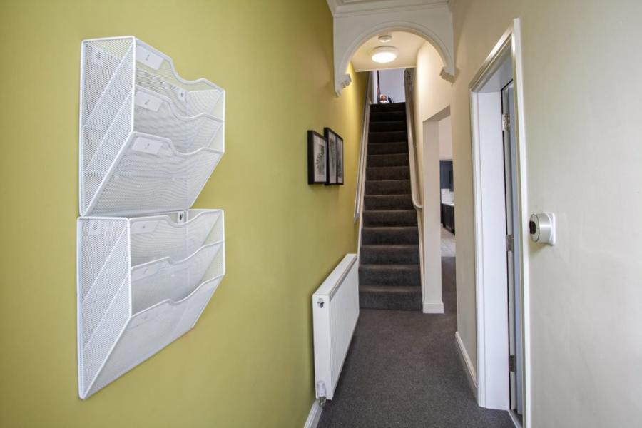 Flat Monmouth Avenue in Bury