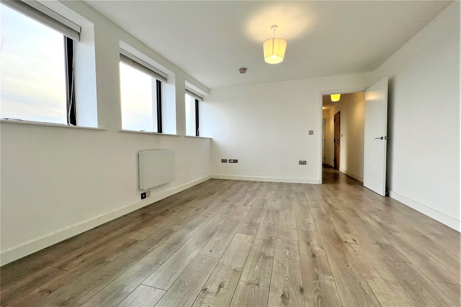 Flat Shrublands Close in Chelmsford