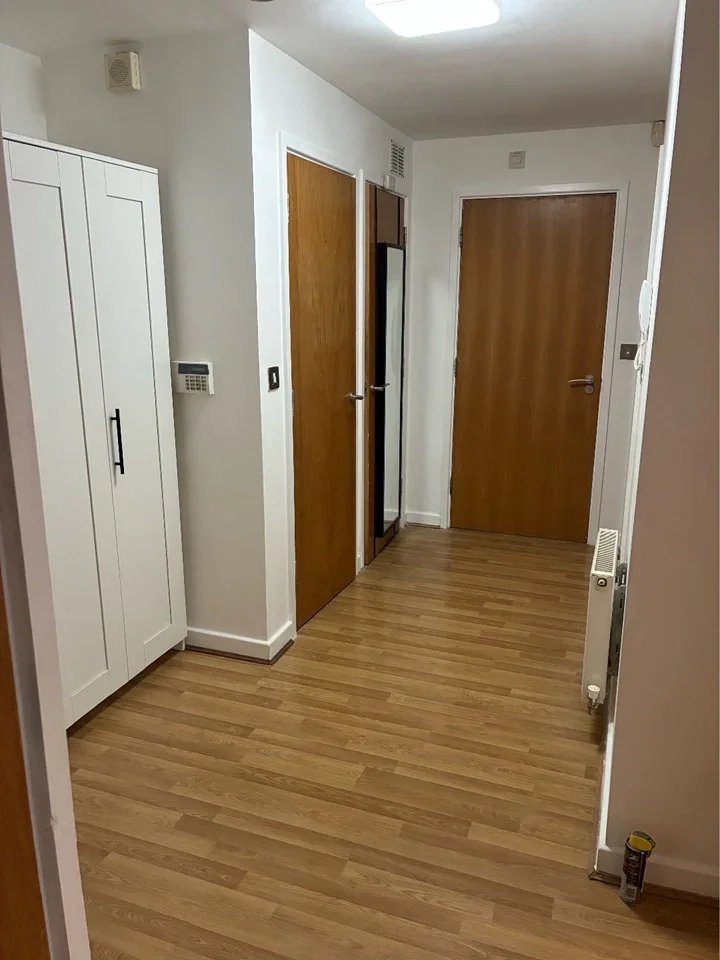 Flat Churchfields in Greater London