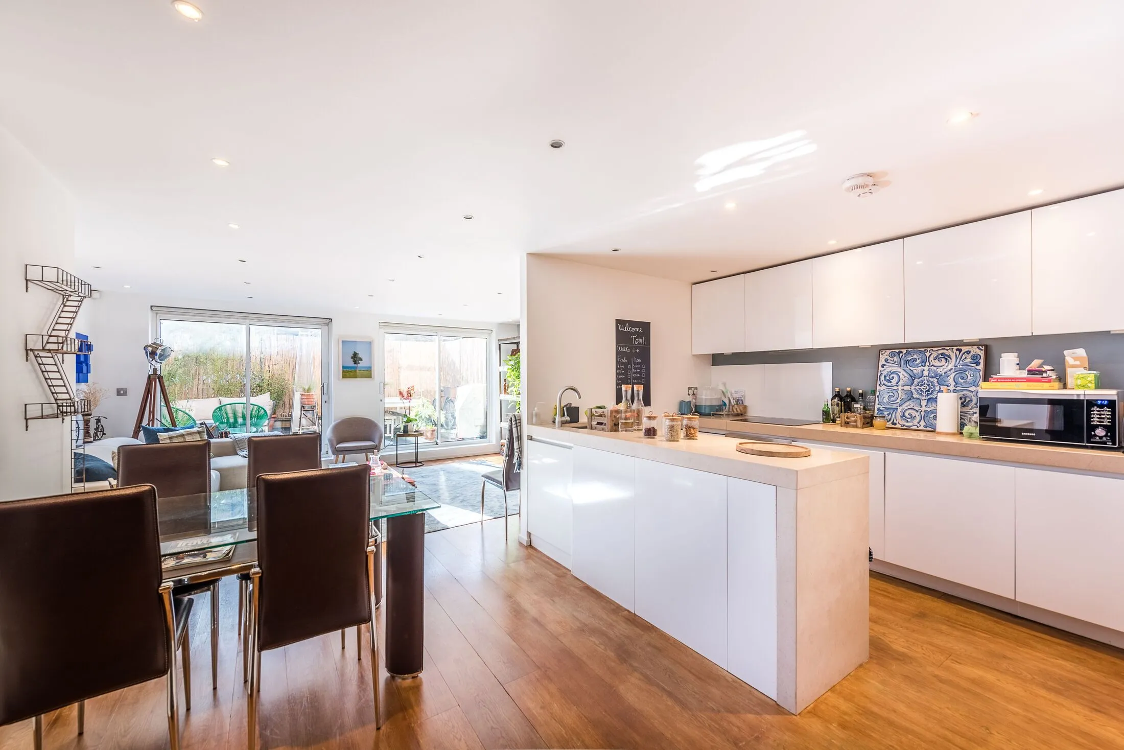 Flat Blacklands Terrace in Greater London