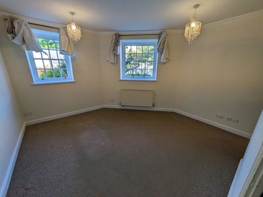 Flat Penair Crescent in Truro