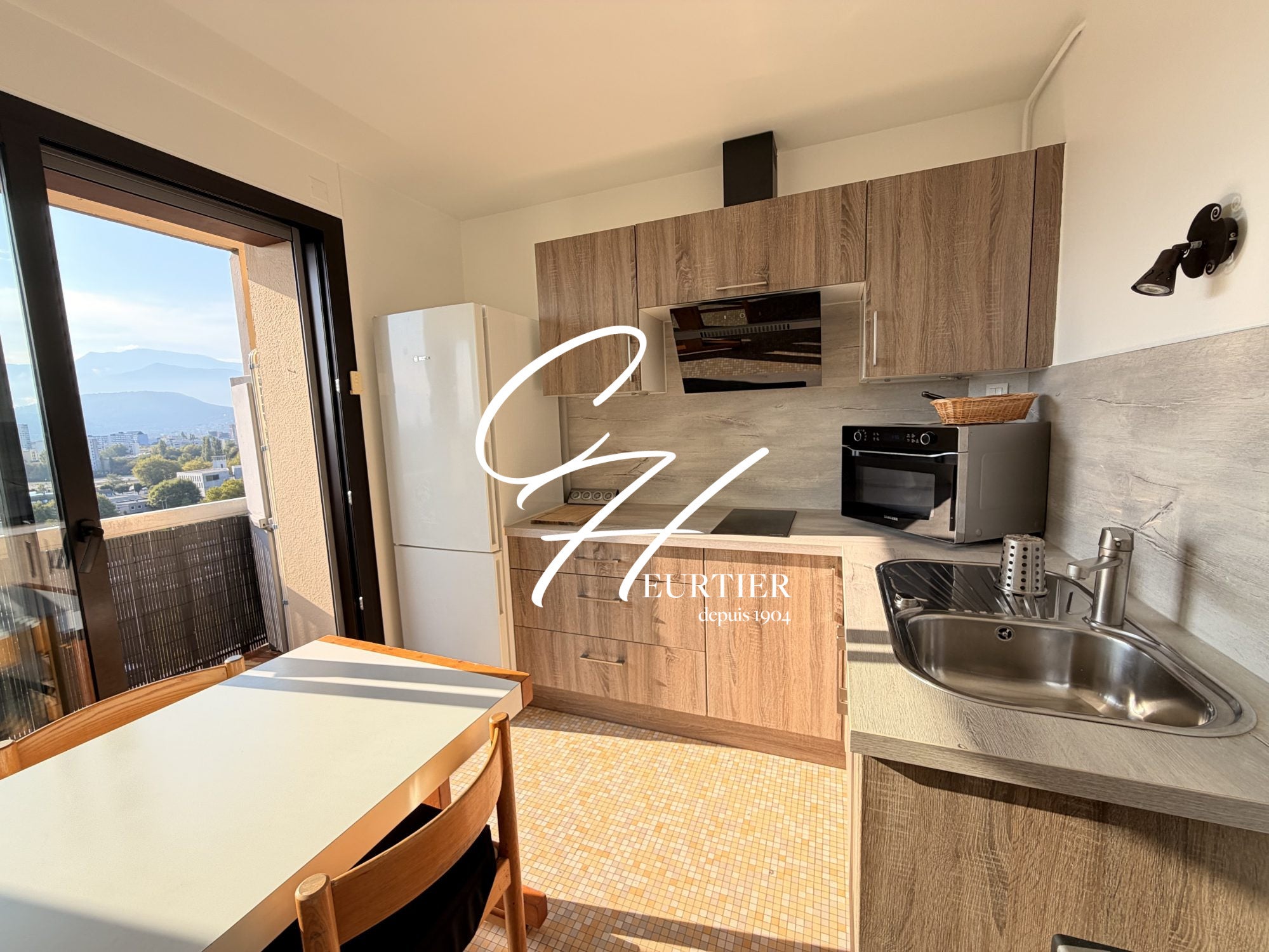 Appartement Cours de la Libération et du Général de Gaulle à Grenoble