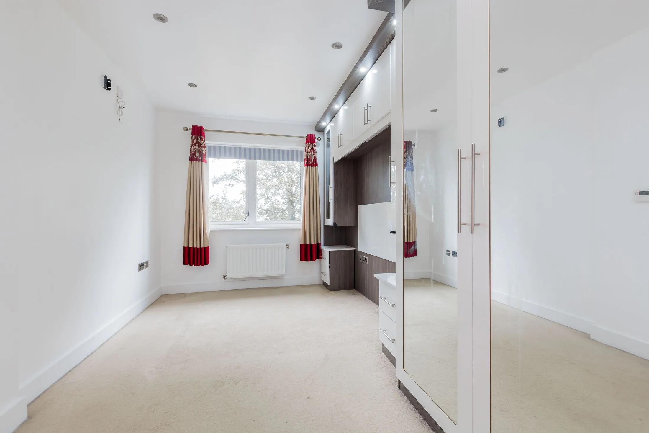 House Fairthorn Road in Greater London