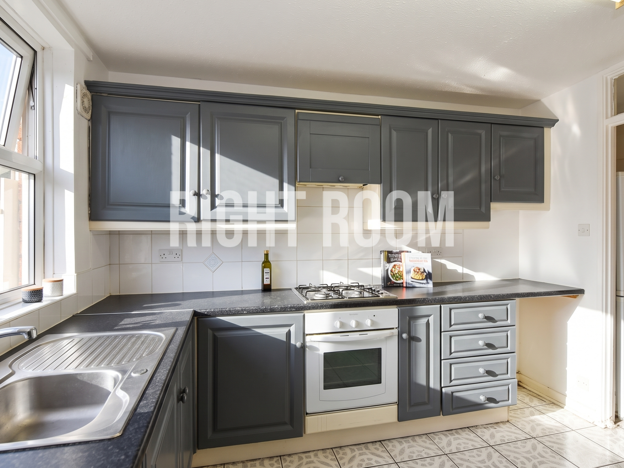 Room Amhurst Road in Greater London