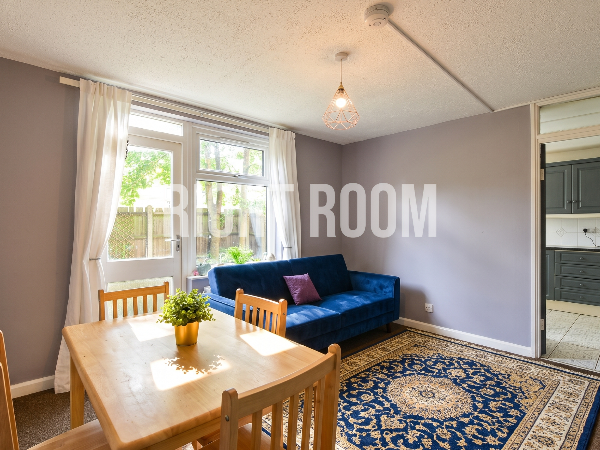 Room Amhurst Road in Greater London