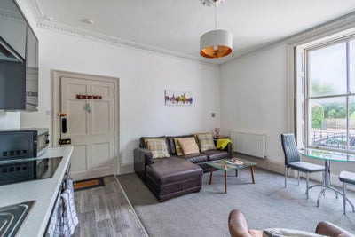 Flat Raby Mews in Bath