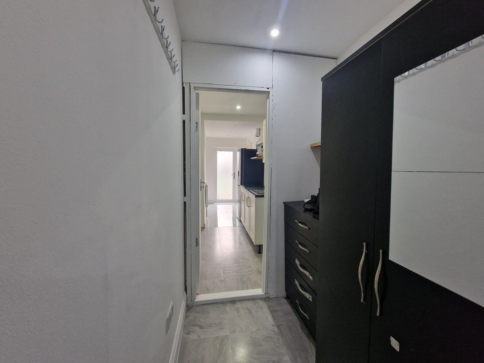 Flat Edenhall Close in London