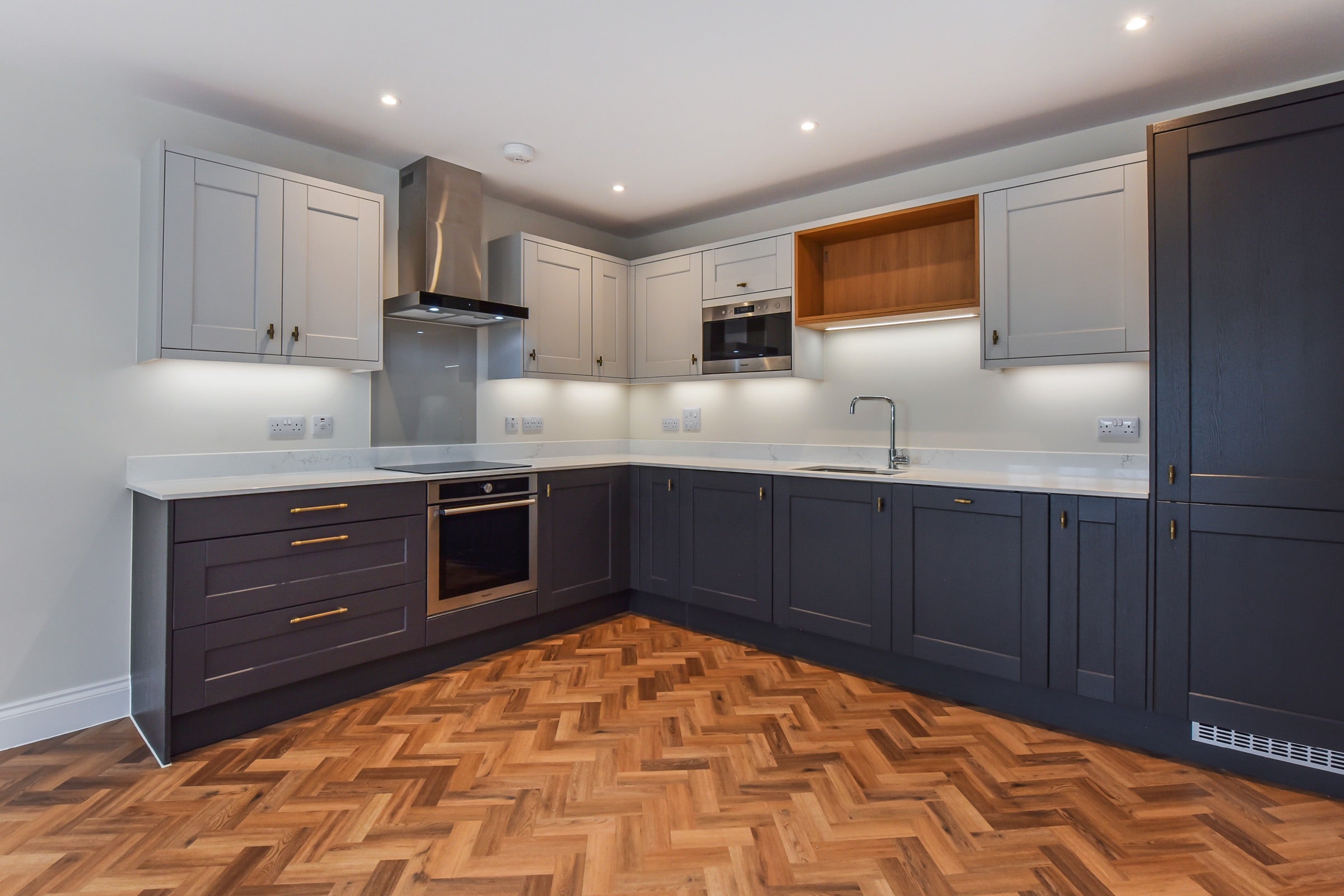 Flat Leaside Way in Southampton