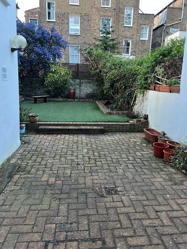 Room Oakley Road in Greater London