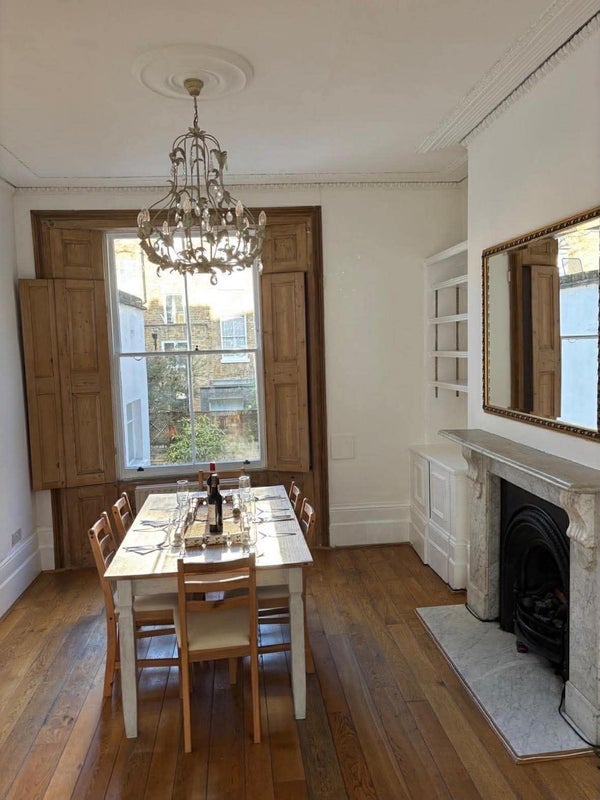 Room Oakley Road in Greater London