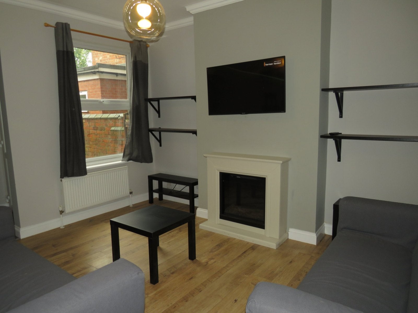 Room William Street in Charnwood