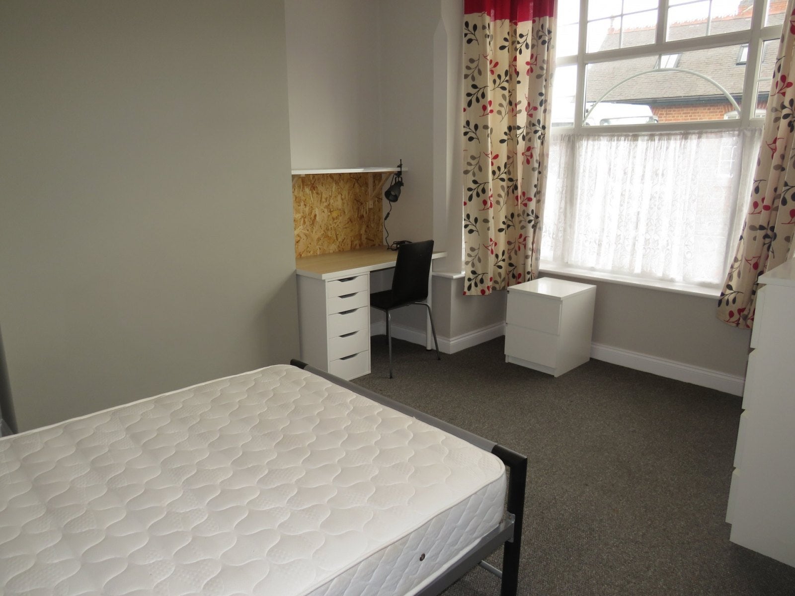 Room William Street in Charnwood