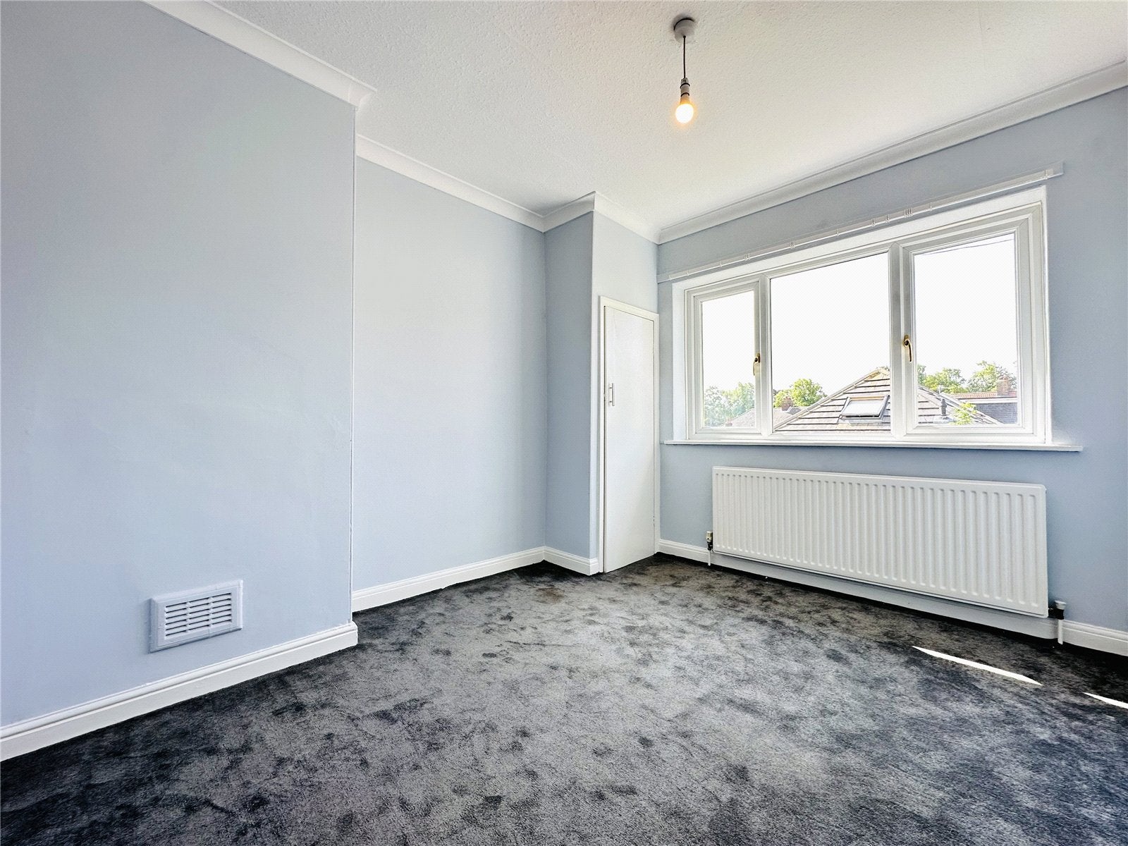 Flat Redesdale Gardens in Leeds
