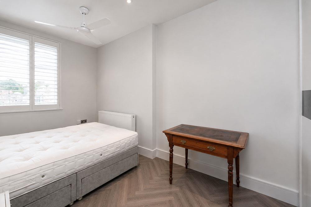 Flat Cambridge Square in City of Westminster
