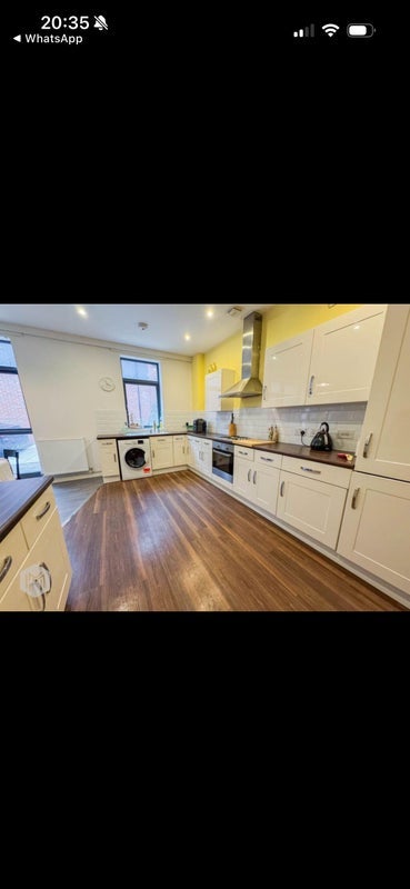 Room Coppersmith Road in Manchester