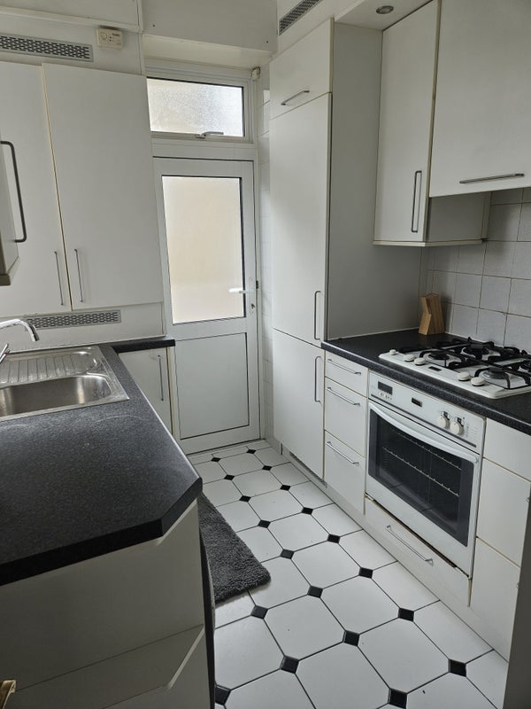 Room Eamont Street in City of Westminster