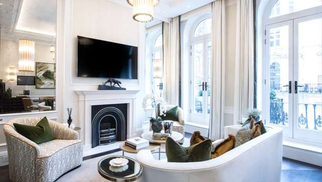 Flat Prince of Wales Terrace in Greater London