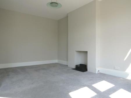 Flat Beaconsfield Road in St Albans