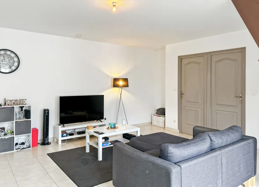 Appartement Rue des Chêneries à La Ferté-Saint-Aubin
