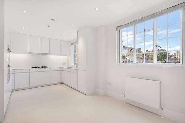 Flat Sloane Street in Greater London