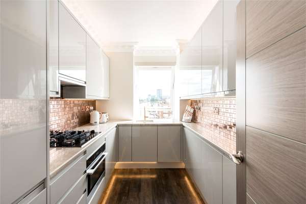 Flat Allsop Place in City of Westminster