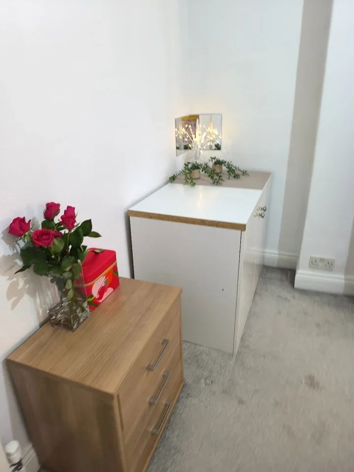 Room Garden Close in Greater London