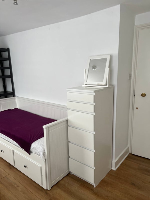 Room Ebury Street in City of Westminster
