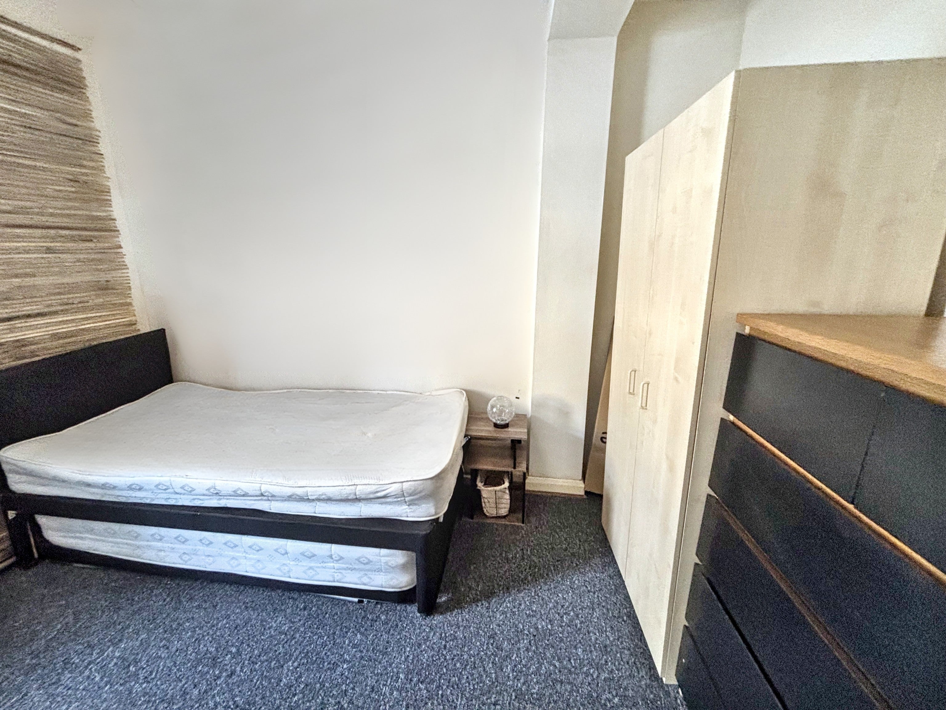 Flat Lodge Causeway in Bristol