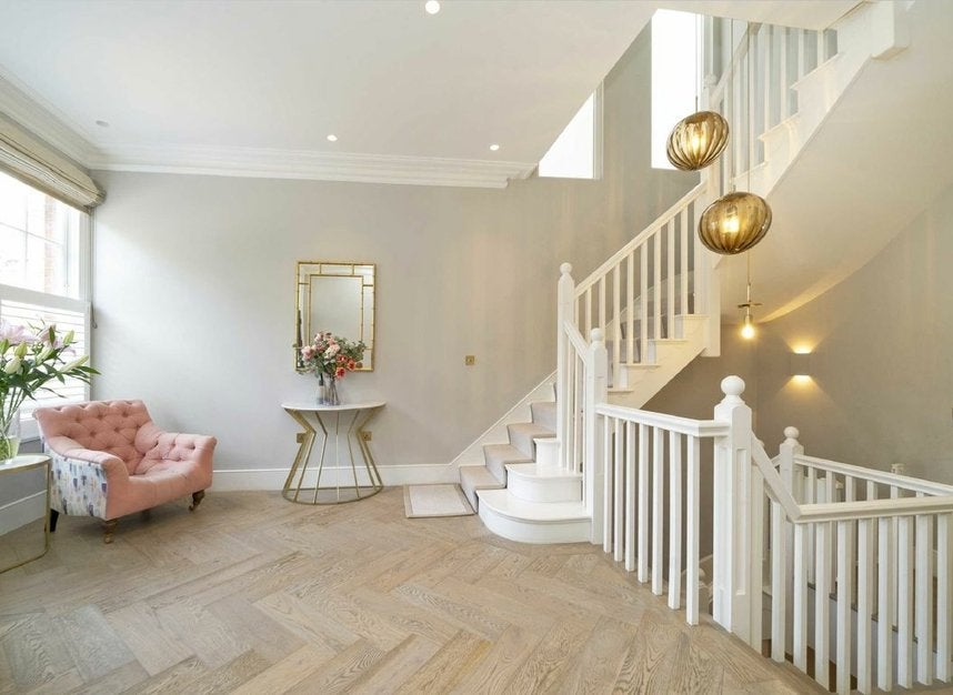 House Rodenhurst Road in Greater London