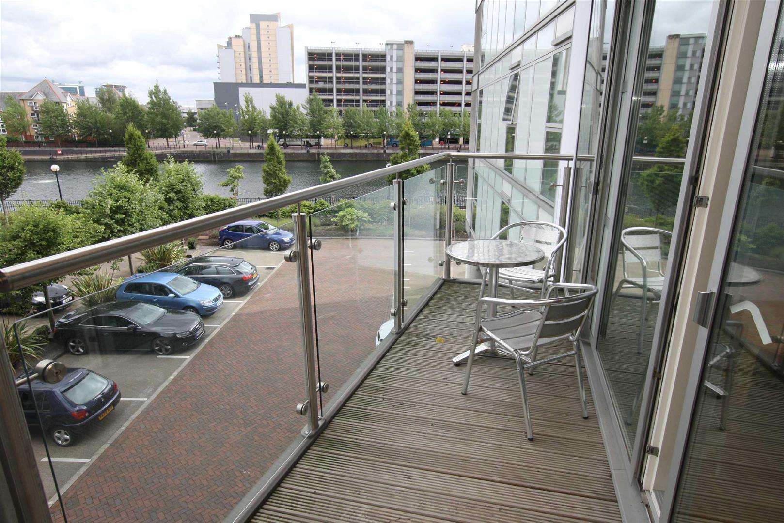 Flat The Quays in Salford