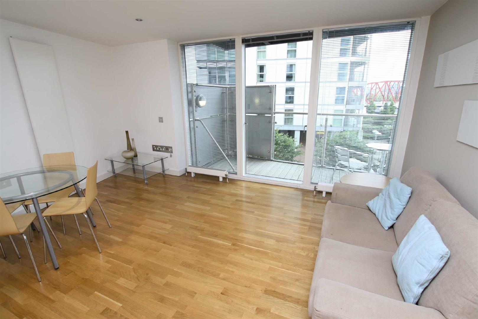 Flat The Quays in Salford