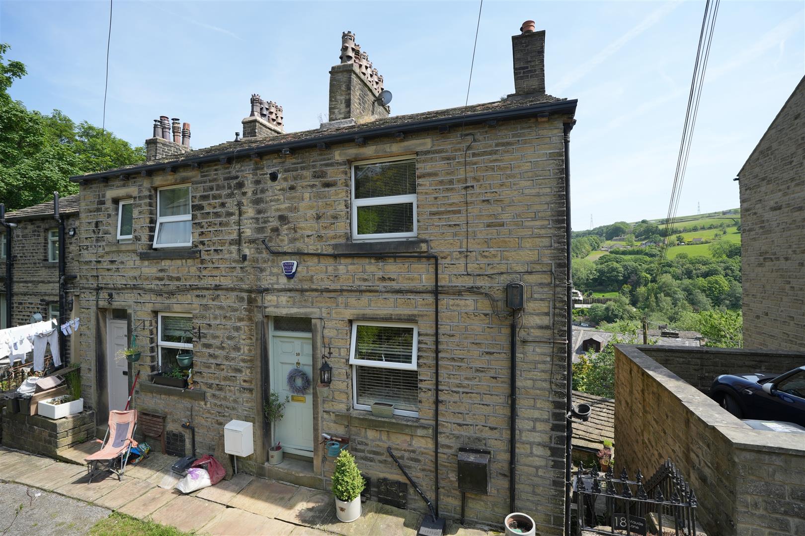 House Maude Lane in Calderdale