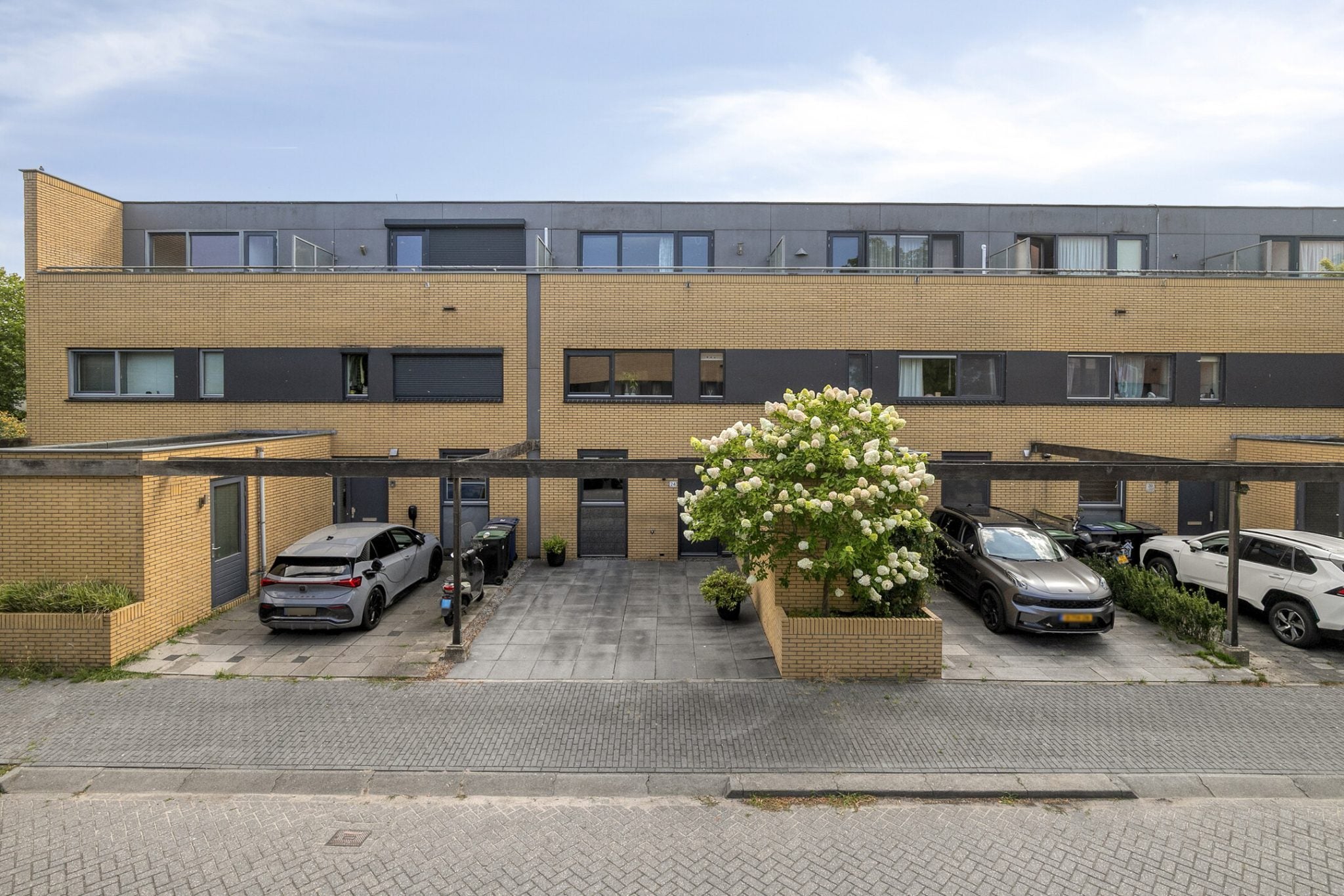 Tussenwoning te koop: Kuifjestraat 24, Almere