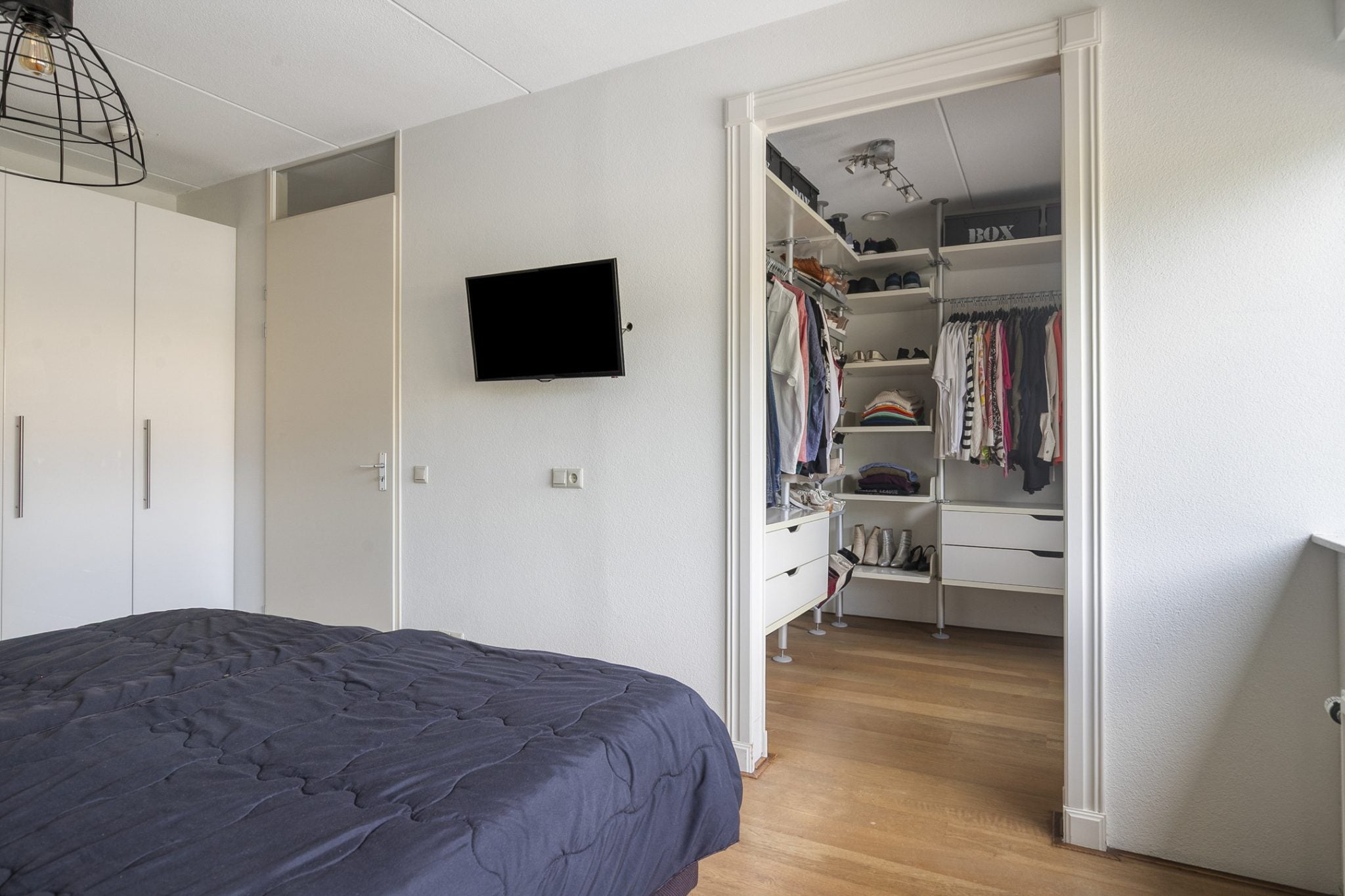 Tussenwoning te koop: Kuifjestraat 24, Almere