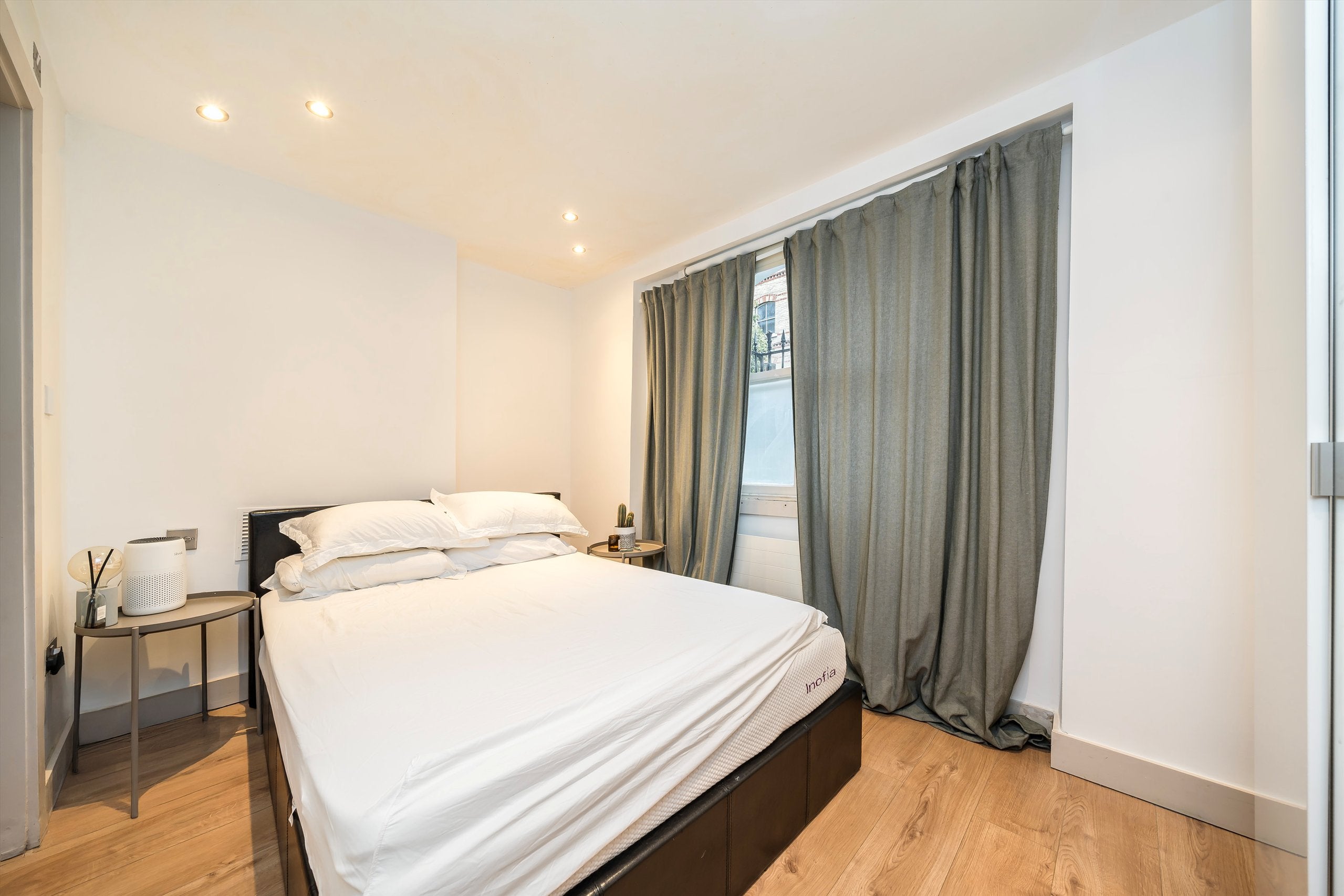 Flat Methley Street in Greater London