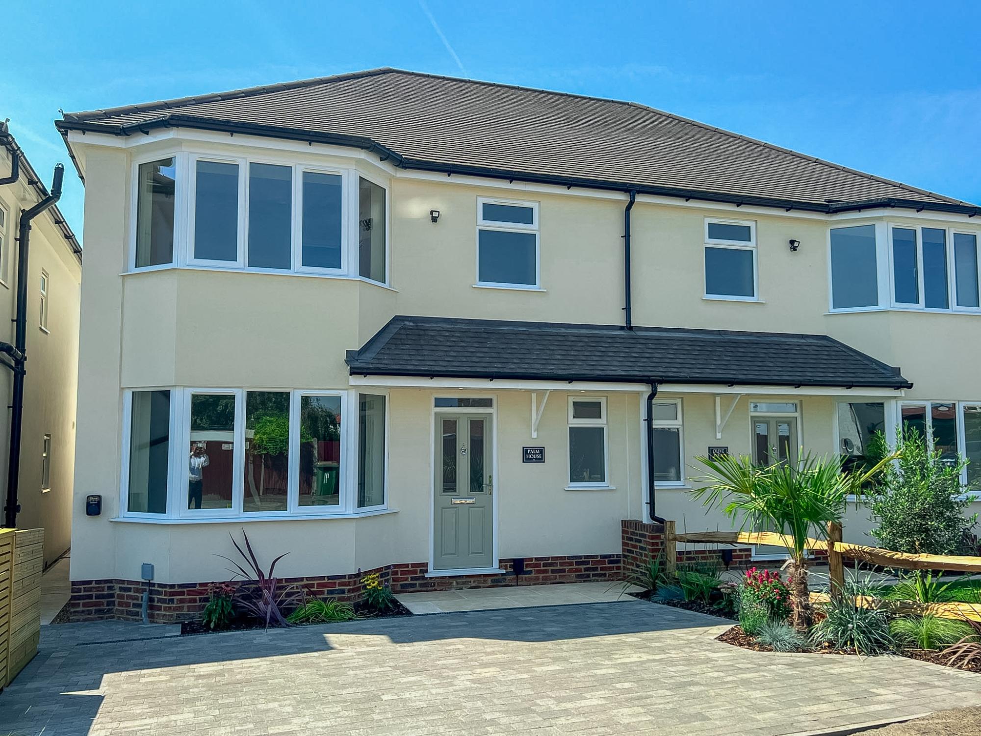 House Berkeley Drive in Walton on Thames