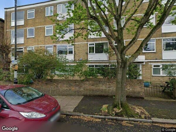 Flat Talfourd Road in Greater London