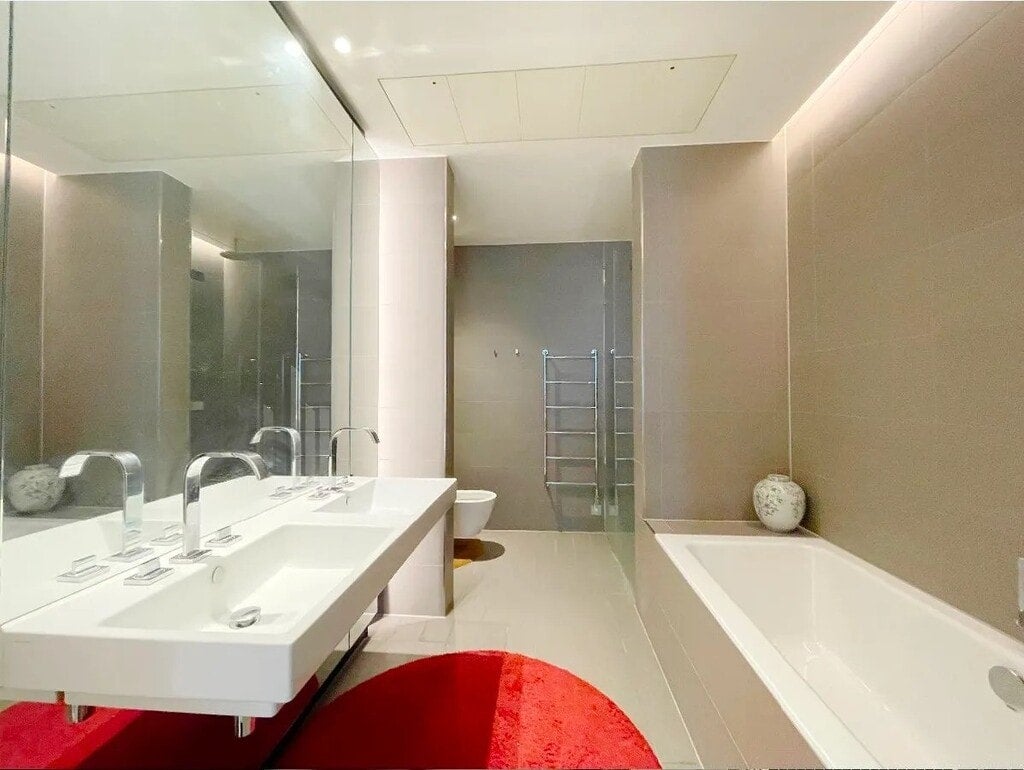 Flat Howick Place in City of Westminster