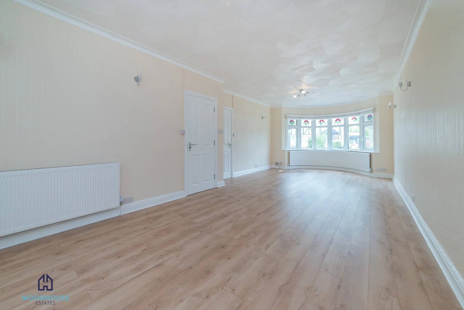 House Kenver Avenue in Greater London
