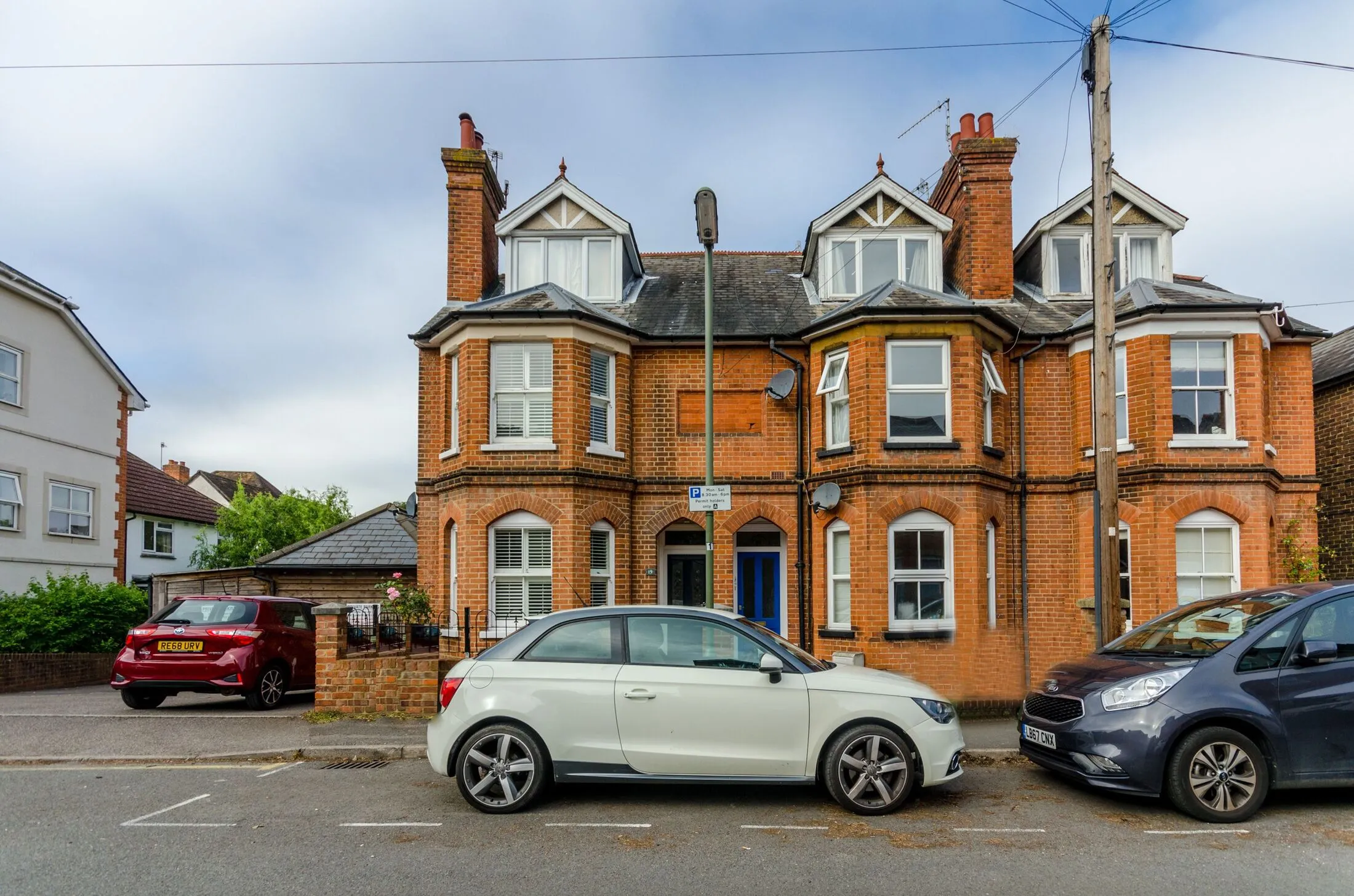 Flat Victoria Road in Guildford
